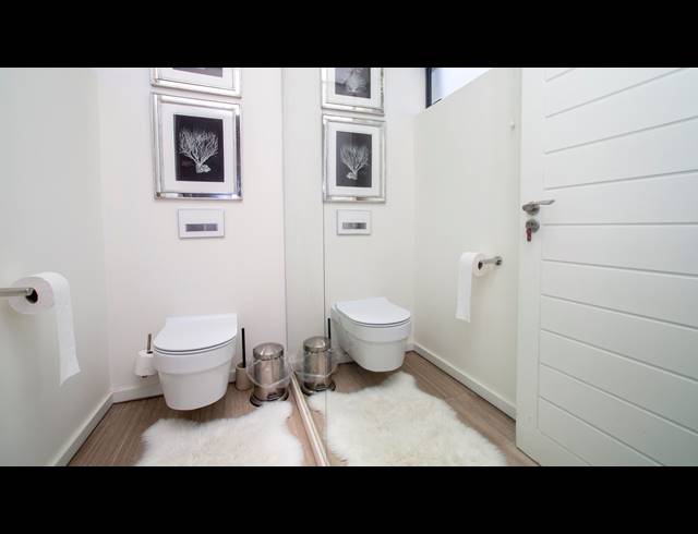 4 BEDROOM HOUSE FOR SALE IN LA LUCIA RIDGE